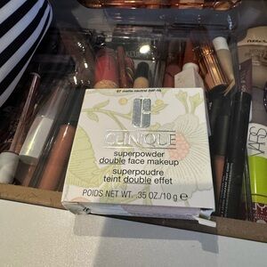 Clinique double face superpowder